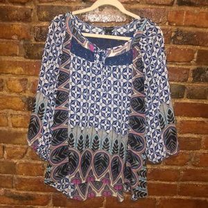 Cute patterned shirt!